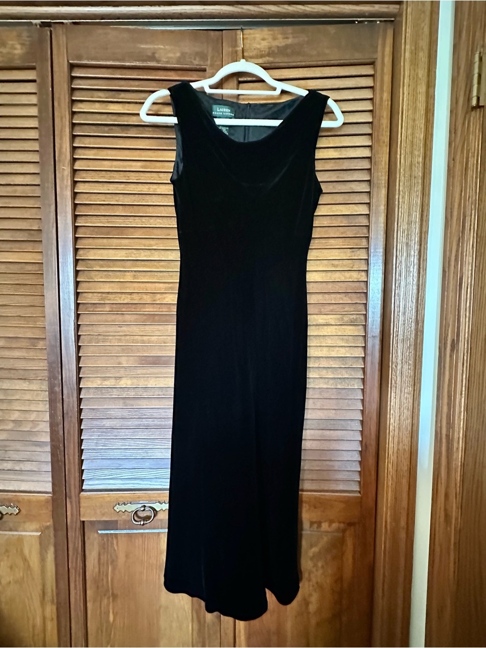 Lauren Ralph Lauren Black Velvet Cowl Neck Sleeveless Cocktail Dress size 6 - Picture 2 of 11